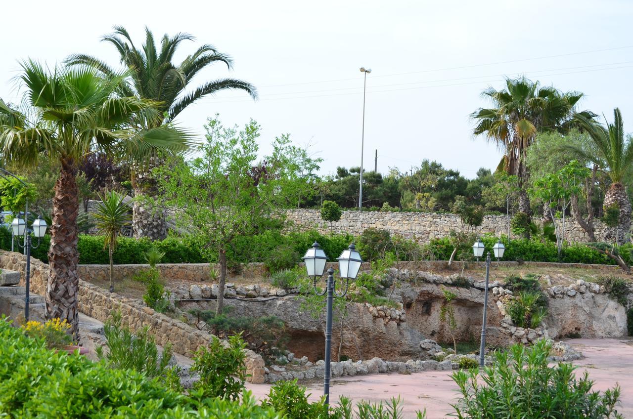 Relais La Giara Casa de hóspedes Manduria Exterior foto