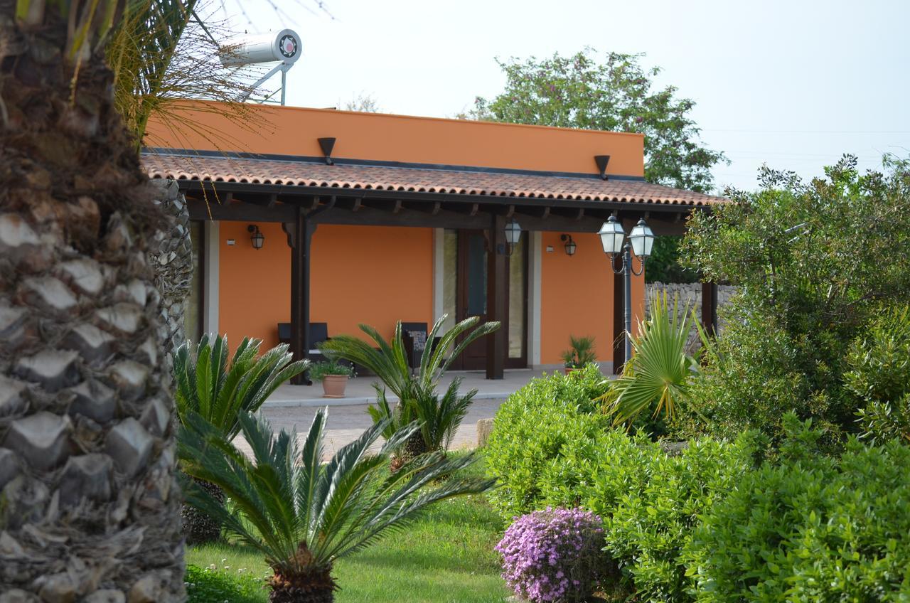 Relais La Giara Casa de hóspedes Manduria Exterior foto